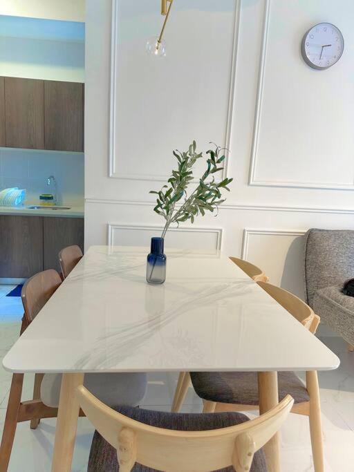 Netflix Two Bedroom Troika Kota Bharu Homestay 118 Luaran gambar