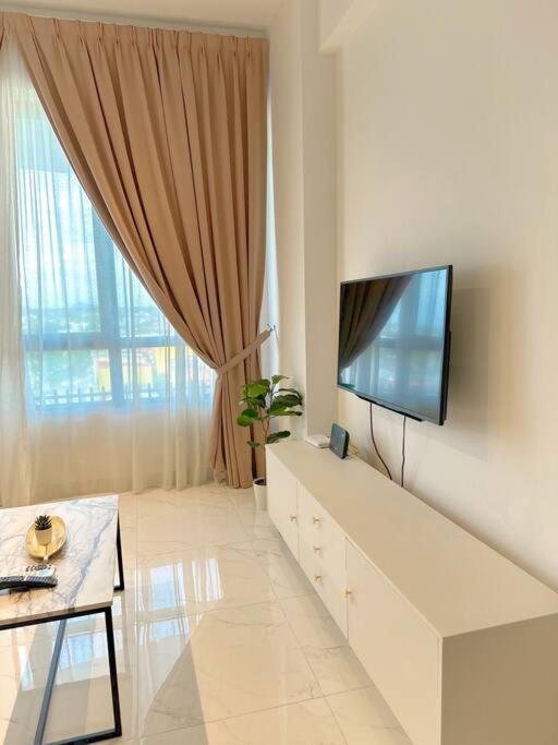 Netflix Two Bedroom Troika Kota Bharu Homestay 118 Luaran gambar