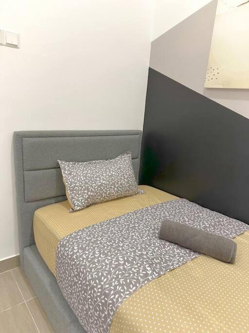 Netflix Two Bedroom Troika Kota Bharu Homestay 118 Luaran gambar