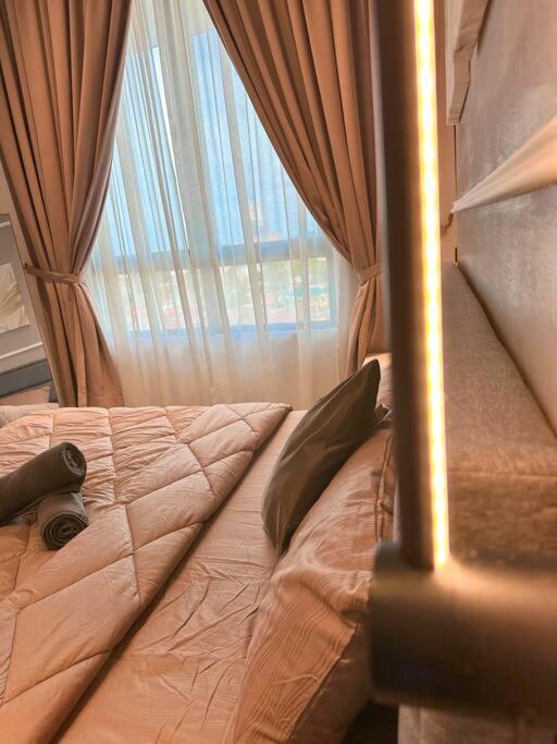 Netflix Two Bedroom Troika Kota Bharu Homestay 118 Luaran gambar